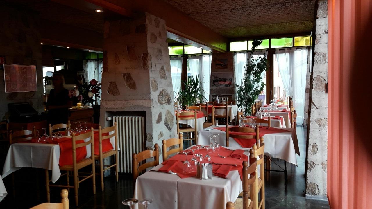 Hotel Le Chalet Sembadel Exterior photo